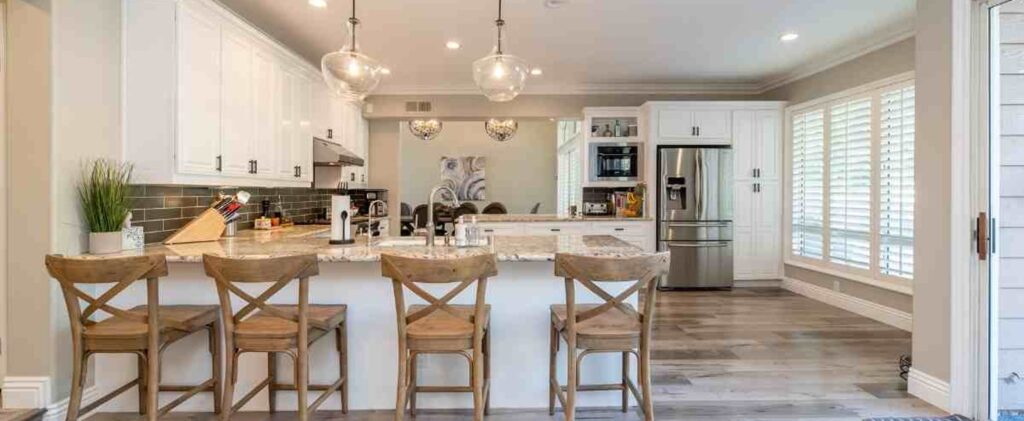 Entleigh East bg Image