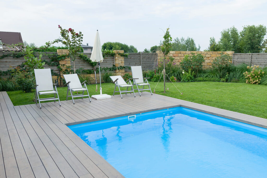 low cost swimming pool repairs in Melbourne