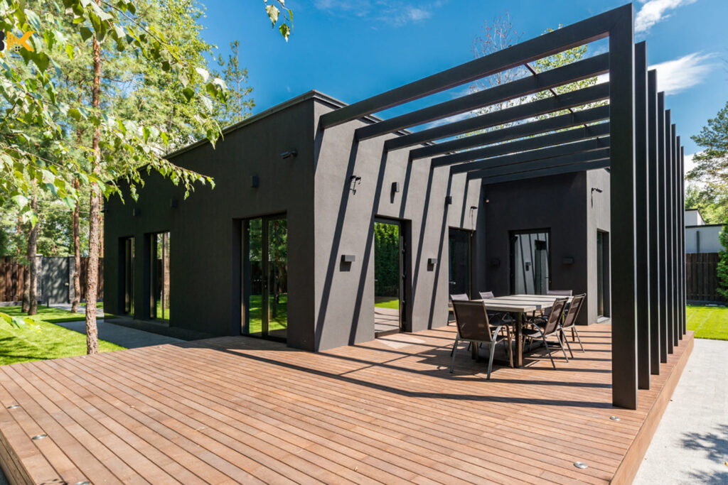 modern deck and pergola in a Melbourne backyard with outdoor living zone