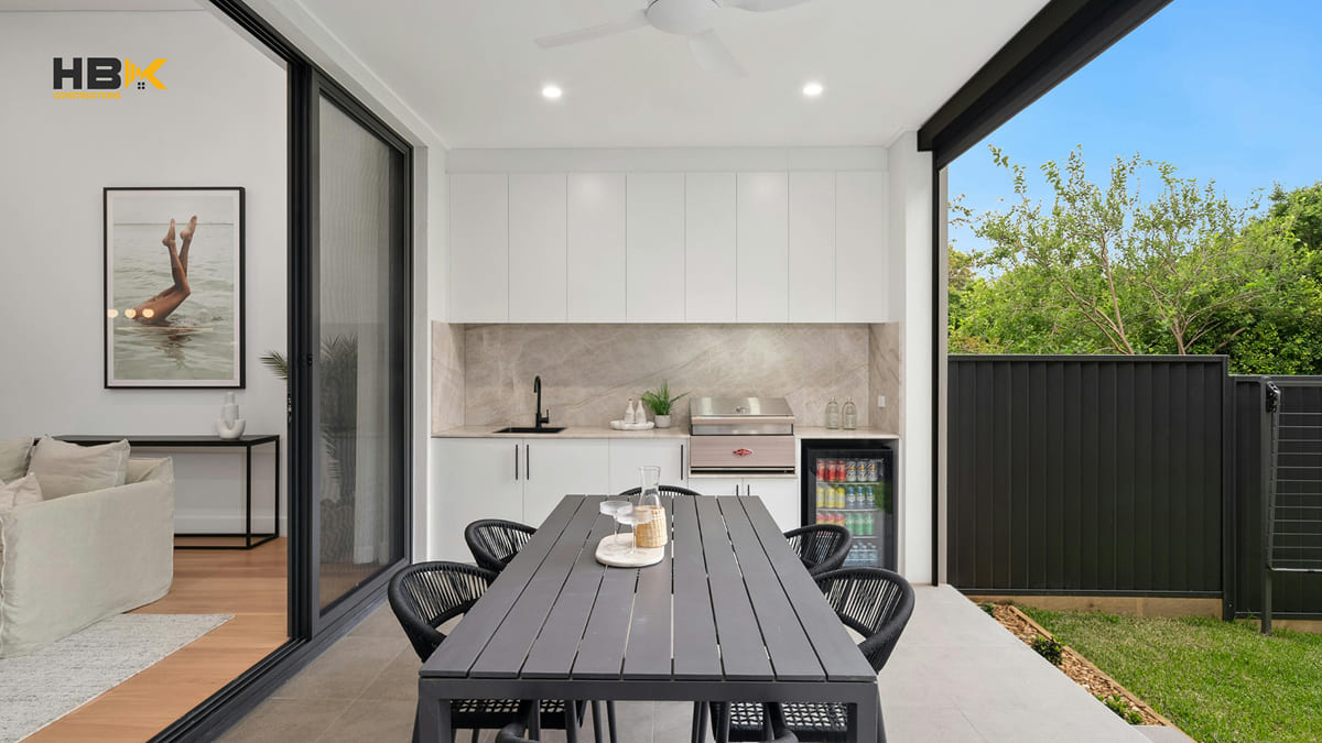 multi zone outdoor living deck with dining and lounge Melbourne